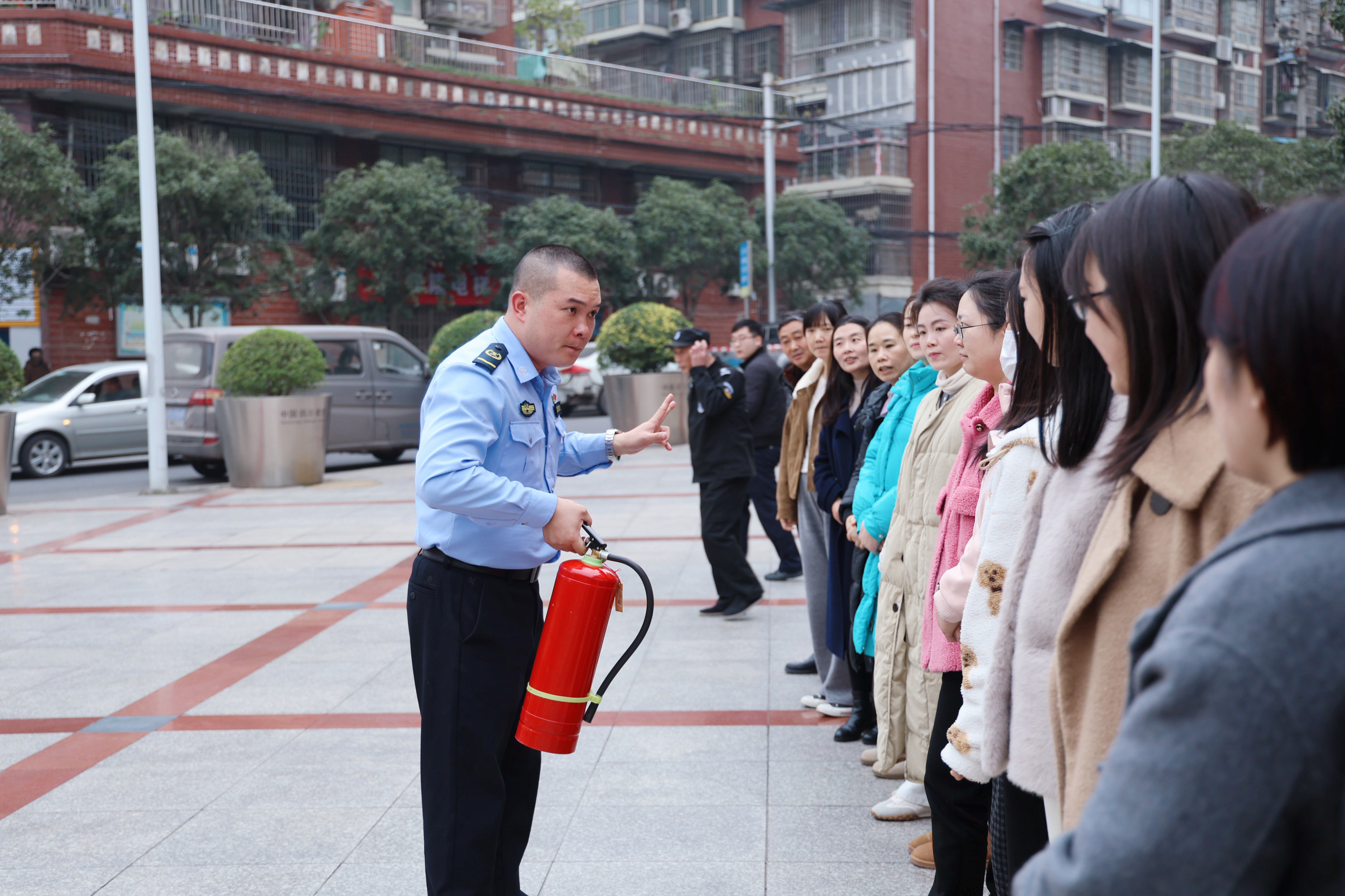 ˳�������Ժ��չ������ȫ��ѵ